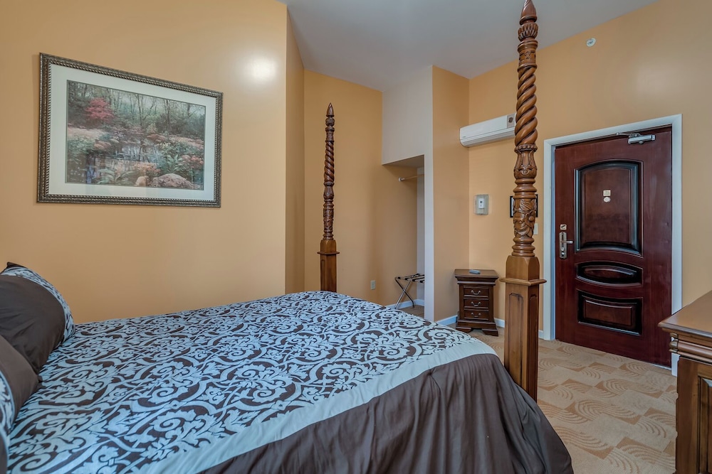 The Roxy Cape Vincent - photo 12