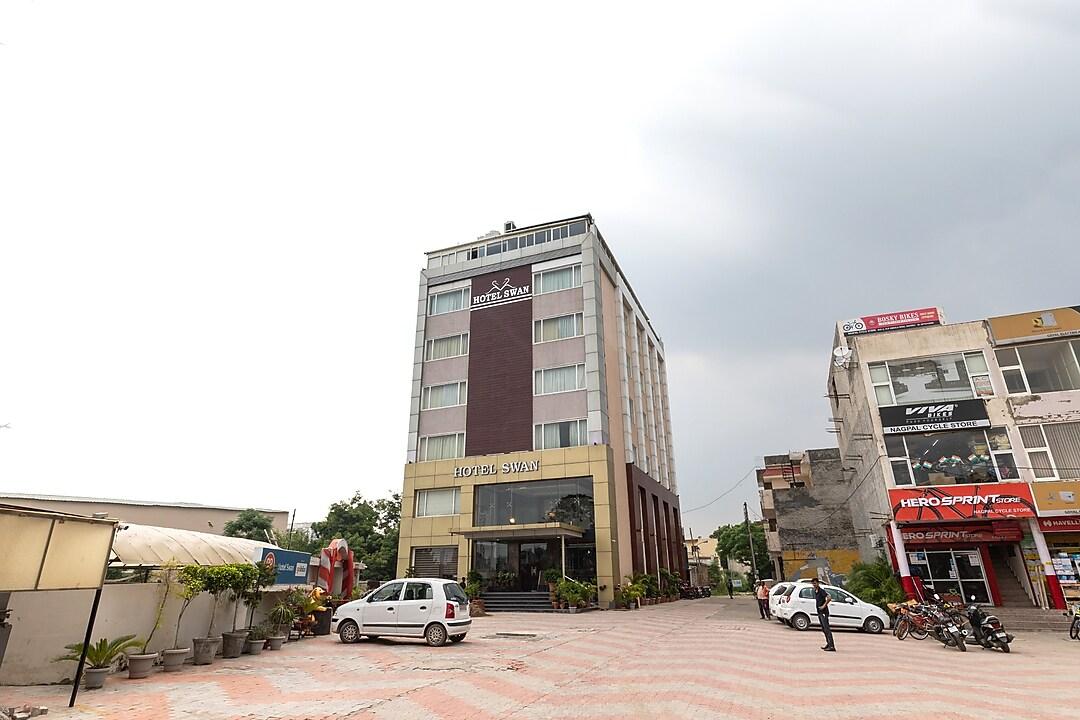 FabHotel Chandigarh Airport