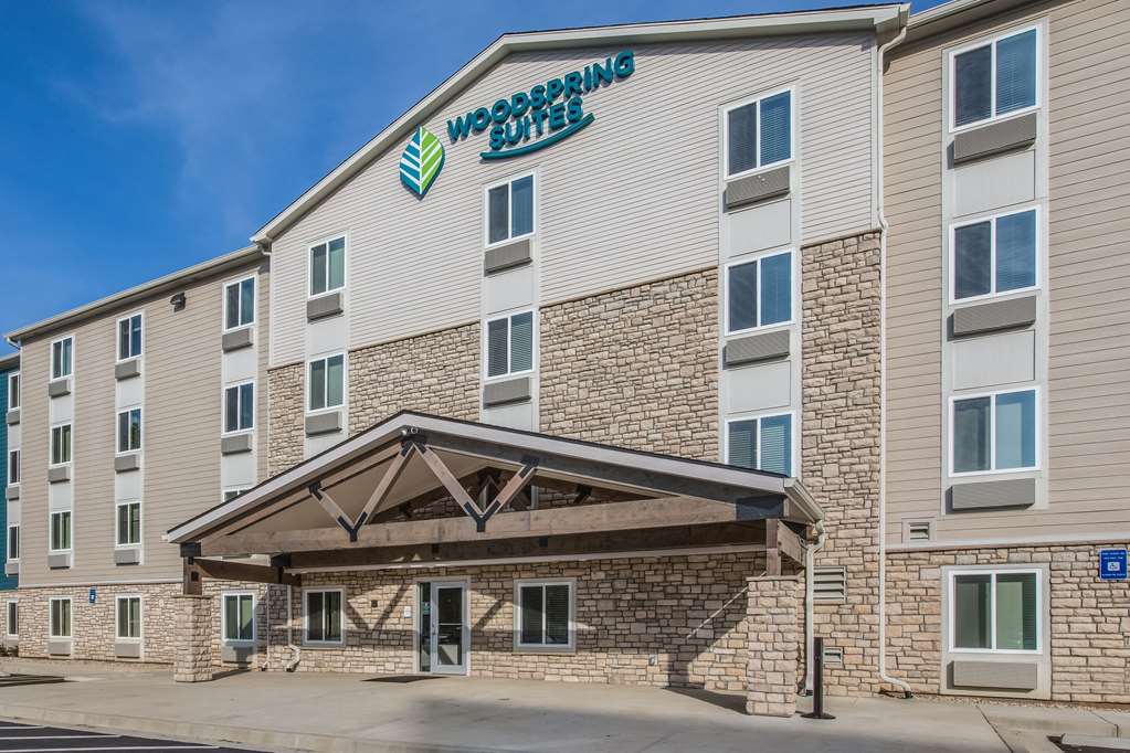 WoodSpring Suites Atlanta McDonough - photo 3