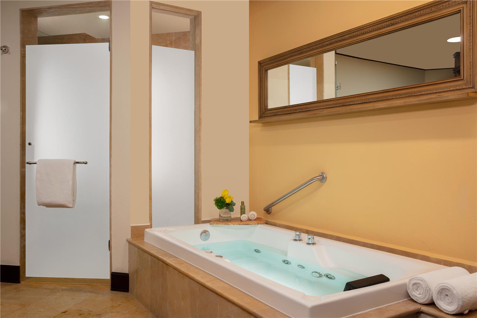 Guest room