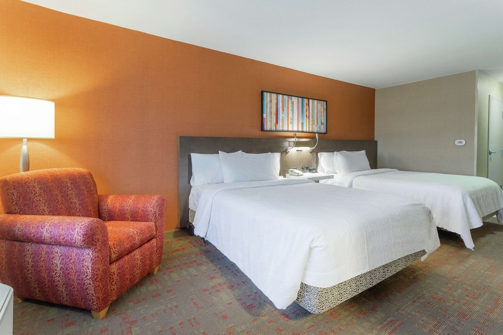 Hilton Garden Inn Chicago Tinley Park - photo 23