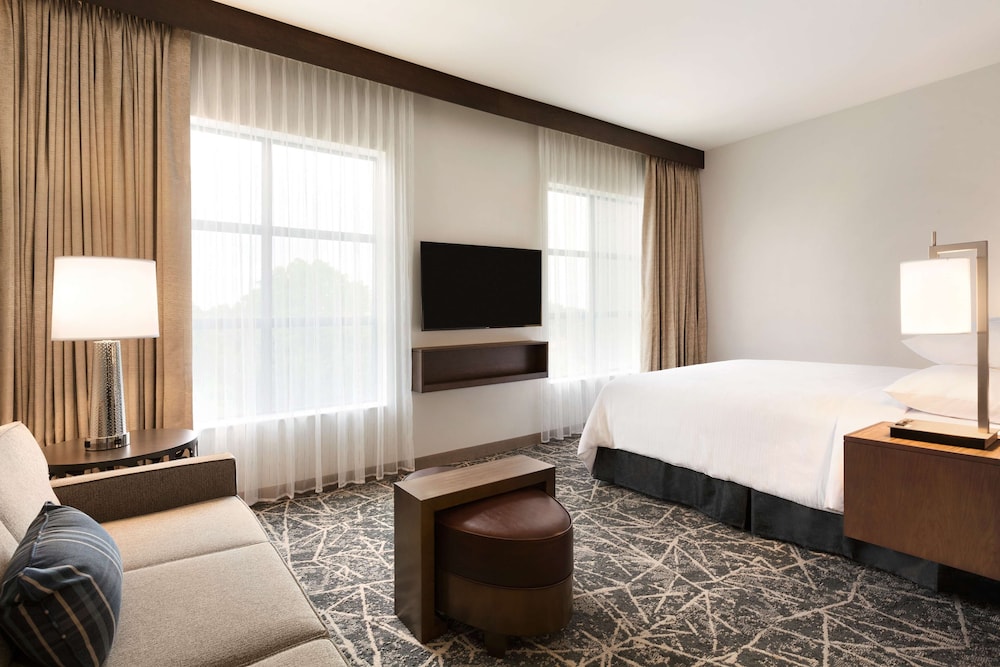 Embassy Suites by Hilton San Antonio Brooks Hotel & Spa - photo 12
