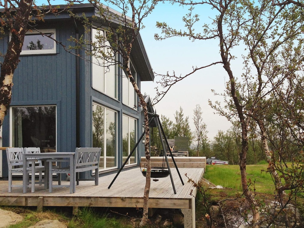Holiday Home In Kvalsund 10070290 — Hammerfest