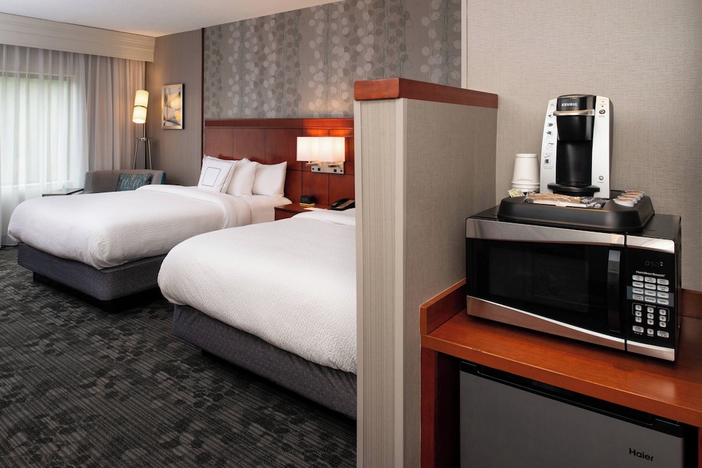 Courtyard by Marriott High Point - photo 15