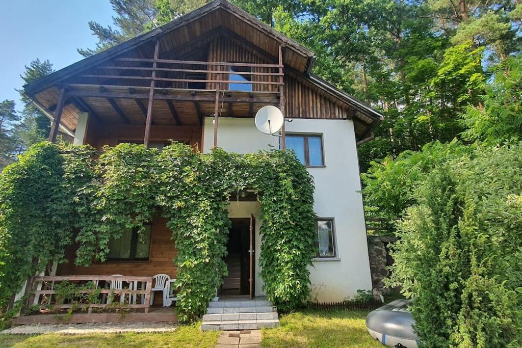 Cały dom Bezpośrednio nad jeziorem in Unknown City, Poland