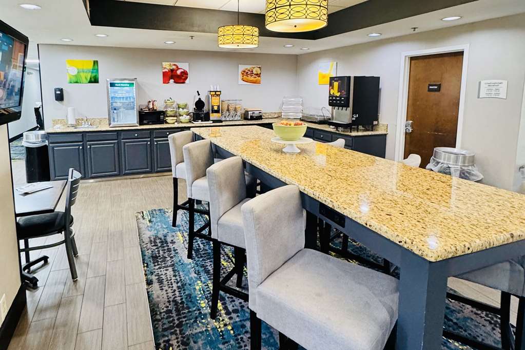 Quality Inn Danville University Area - photo 48