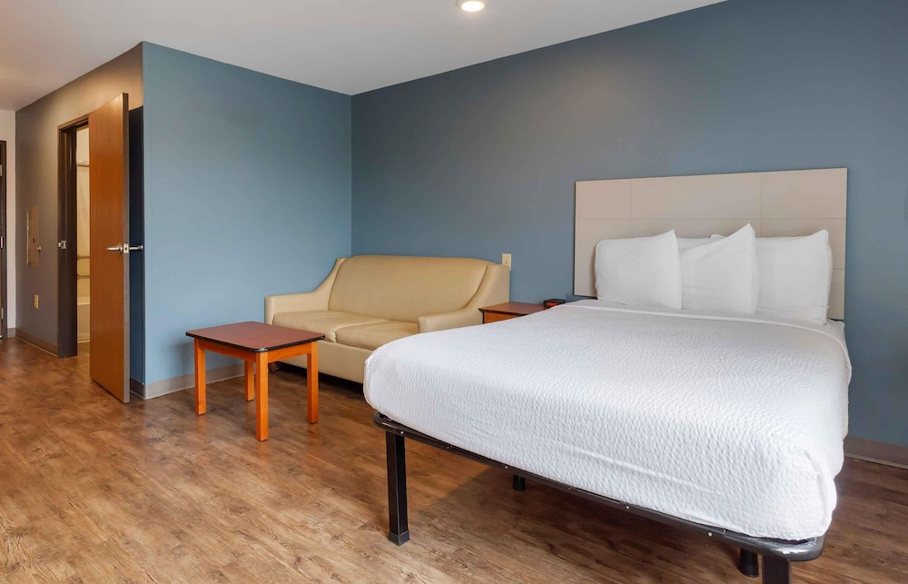 WoodSpring Suites Fayetteville - photo 25