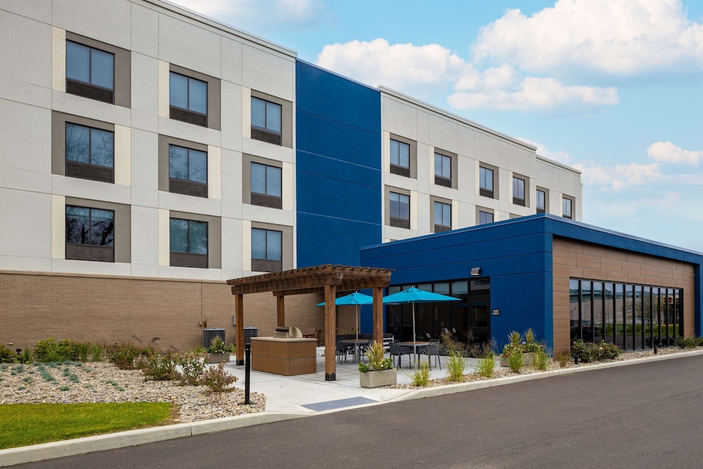 Hampton Inn Hornell - photo 47