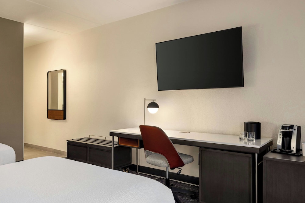 Courtyard by Marriott Atlanta Northlake - photo 11