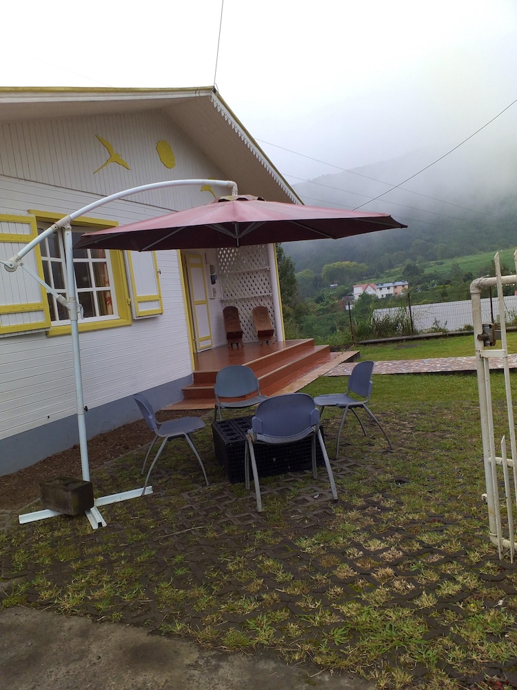 Maison chaleureuse à Saint Louis — 4-Star Luxury Hotel in Saint-Louis, Réunion