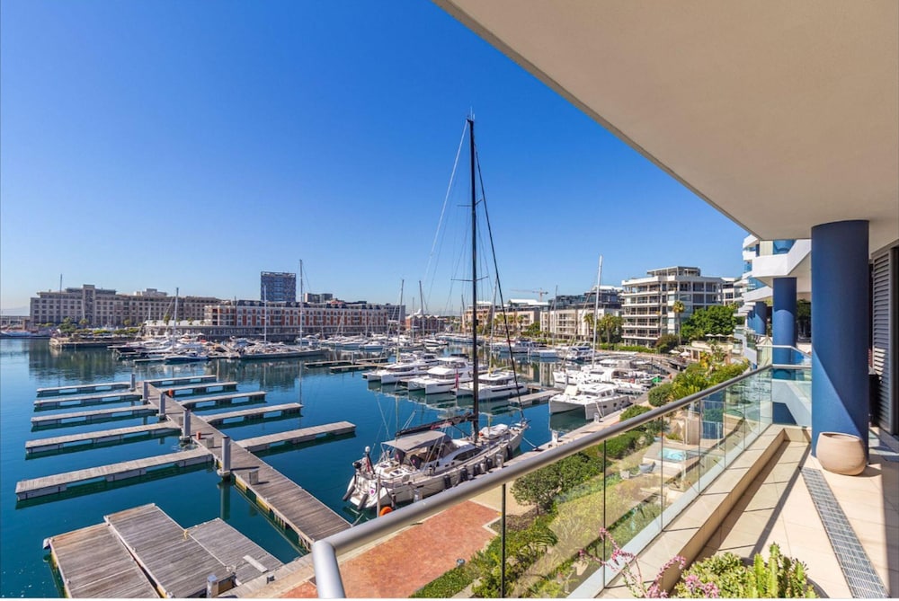 The Marina Family Penthouse 609