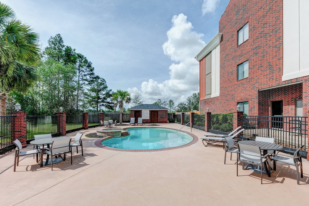 Holiday Inn Express Hotel & Suites Winnie by IHG - photo 19
