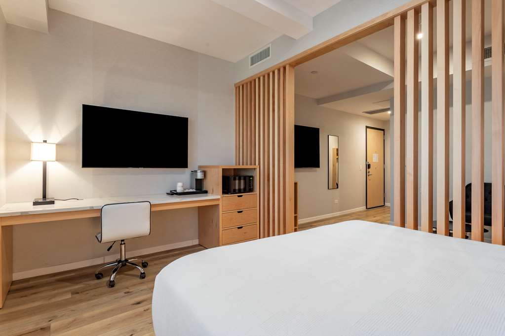 Best Western Plus Soho Hotel - photo 26