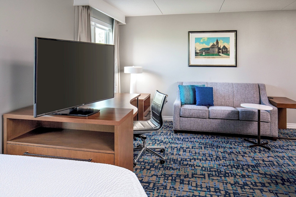 Residence Inn by Marriott Boston Woburn - photo 10