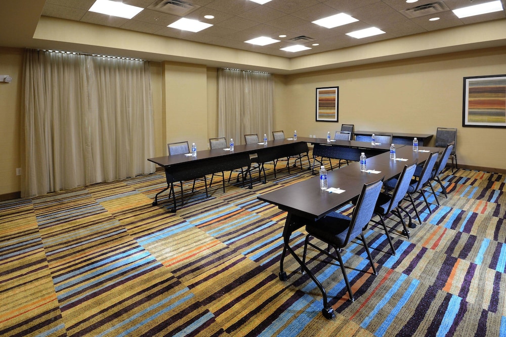 Fairfield Inn & Suites by Marriott Raleigh Capital Blvd. I 540 - photo 47