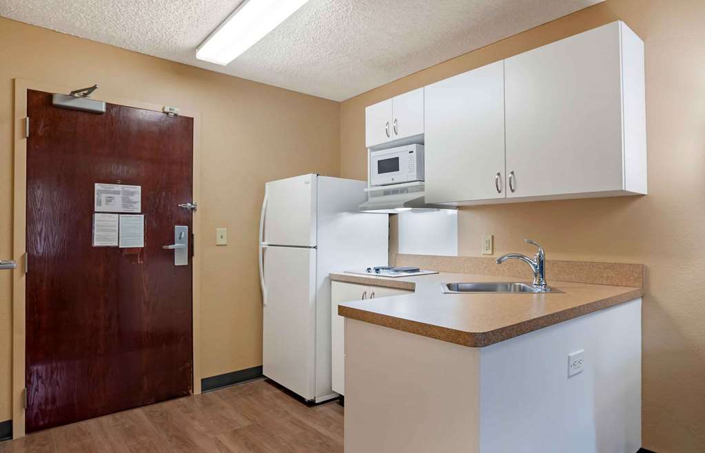 Extended Stay America San Diego Hotel Circle - photo 16