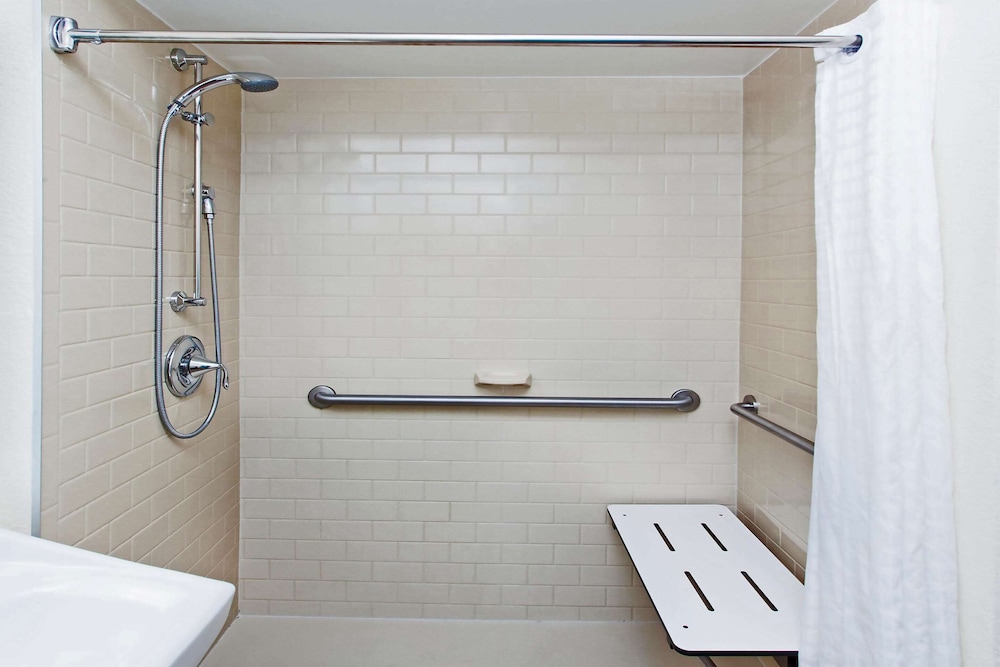 MainStay Suites Kansas City Overland Park - photo 24