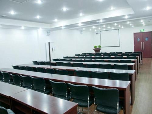 Jinjiang Inn Xuancheng Economic Development Zone Meixi Road — hotel in Xuanzhou