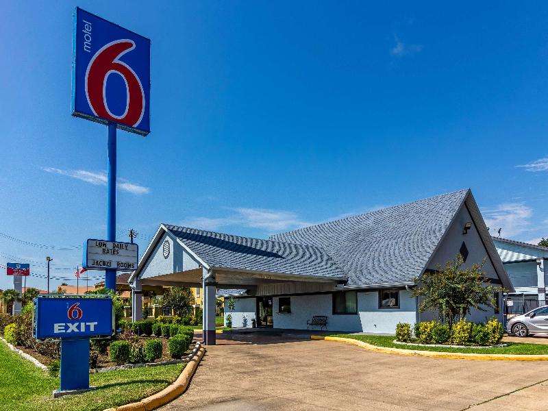 Motel 6 Alvin TX — hotel in Alvin