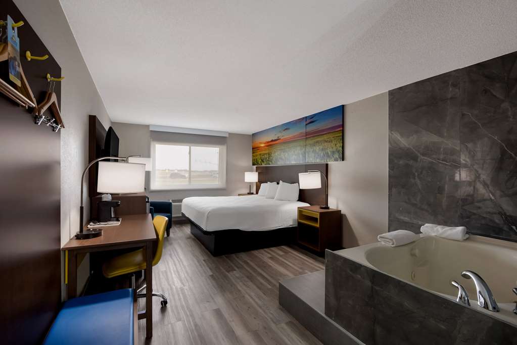 Days Inn by Wyndham Ankeny Des Moines - photo 53
