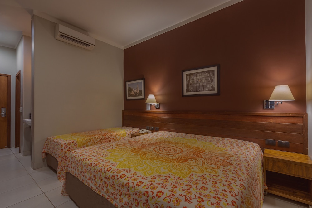 Taj Hotel — Tres Lagoas — photo 5