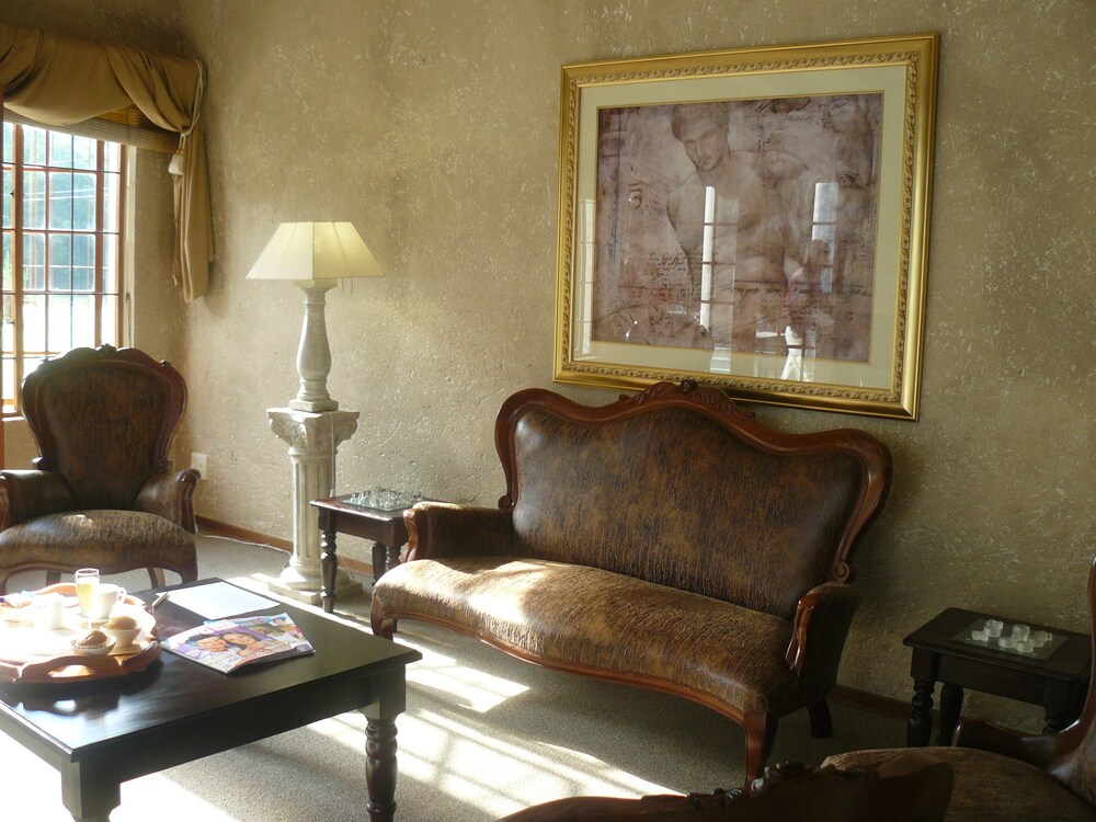 Ancient Emperor Guest Estate — Potchefstroom — photo 3