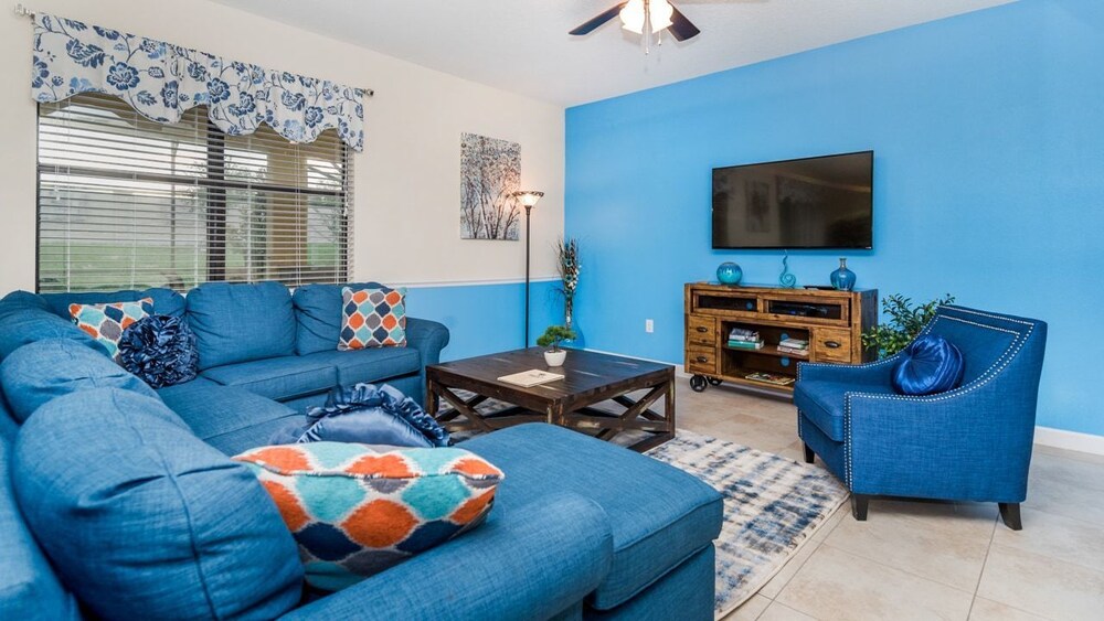 Grhrfd1485 Champions Gate Resort 5 Bed 4 Baths House - photo 2