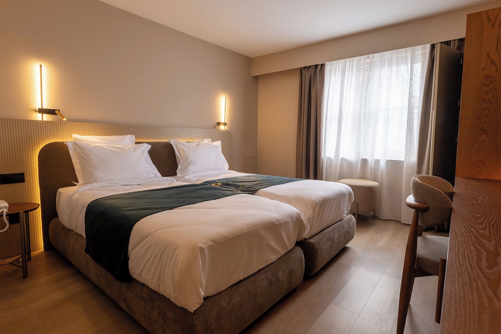 Hotel Cathedrale — hotel in Tournai