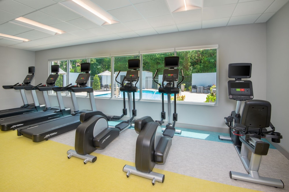 TownePlace Suites by Marriott Atlanta Airport North - photo 15