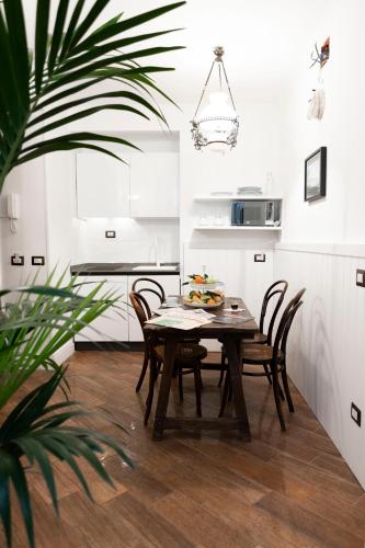 Domus Vitra 23 — 4-Star Luxury Hotel in Rome, Italy