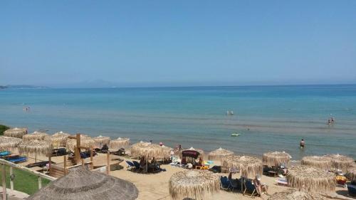 Lithos stone house — 4-Star Luxury Hotel in Sikyon, Greece