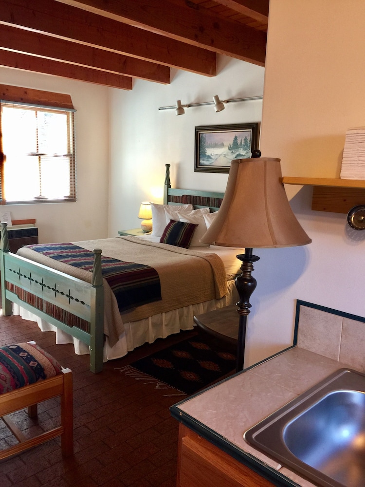 Guadalupe Inn - photo 23