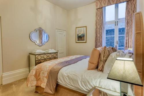 The Regency Sea views and a modern art deco style interior — 4-Star Luxury Hotel in Ramsgate, United Kingdom
