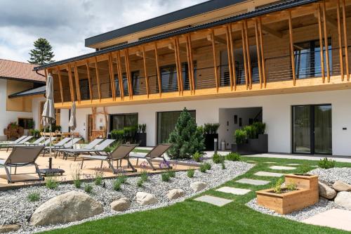 Uetzenhof — 4-Star Luxury Hotel in Naz-Sciaves - Natz-Schabs, Italy
