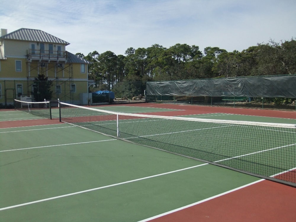 Carillon Beach Resort Inn - photo 30