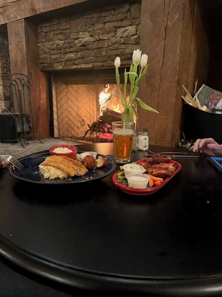 Copperhead Lodge and Resort Cabin Rentals - photo 49