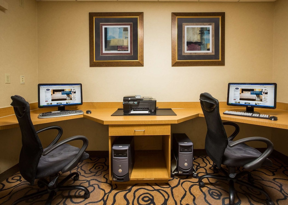Hampton Inn Miami Dadeland - photo 25