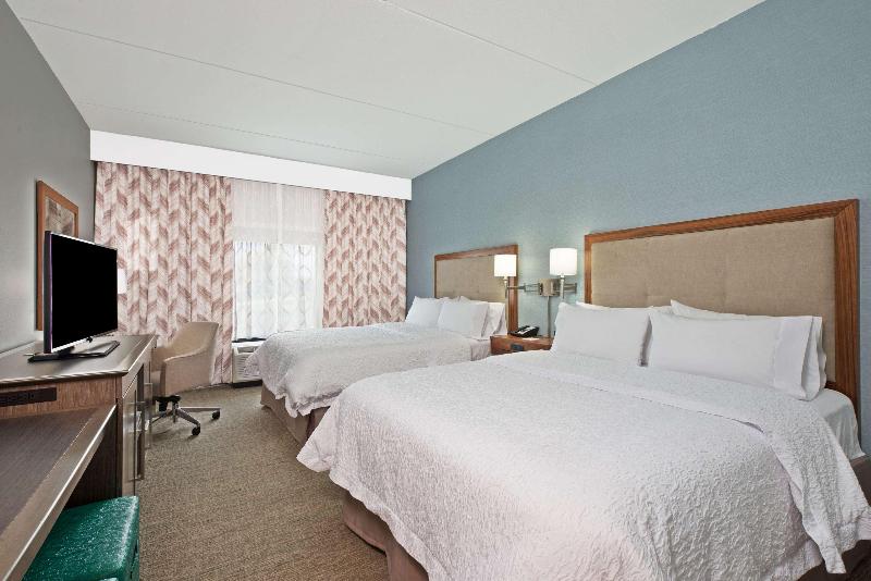 Hampton Inn & Suites North Huntingdon Irwin - photo 54