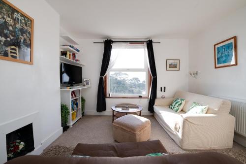 Seaview Central — 4-Star Luxury Hotel in Portsmouth, United Kingdom
