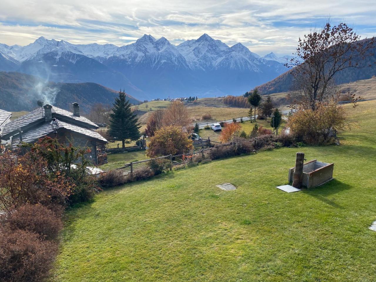 Le Z Eteile de Saint Barthelemy Cir 0026 Vda Nus in Nus, Italy