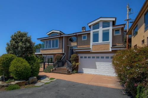 Awesome House Awesome Views Spring Special — 4-Star Luxury Hotel in Cambria, United States