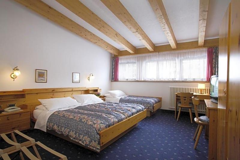 Alpi — hotel in Campitello Di Fassa