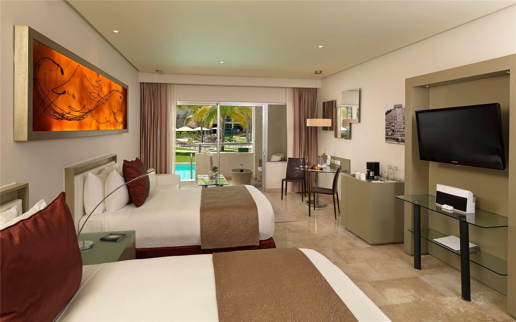 Guest room