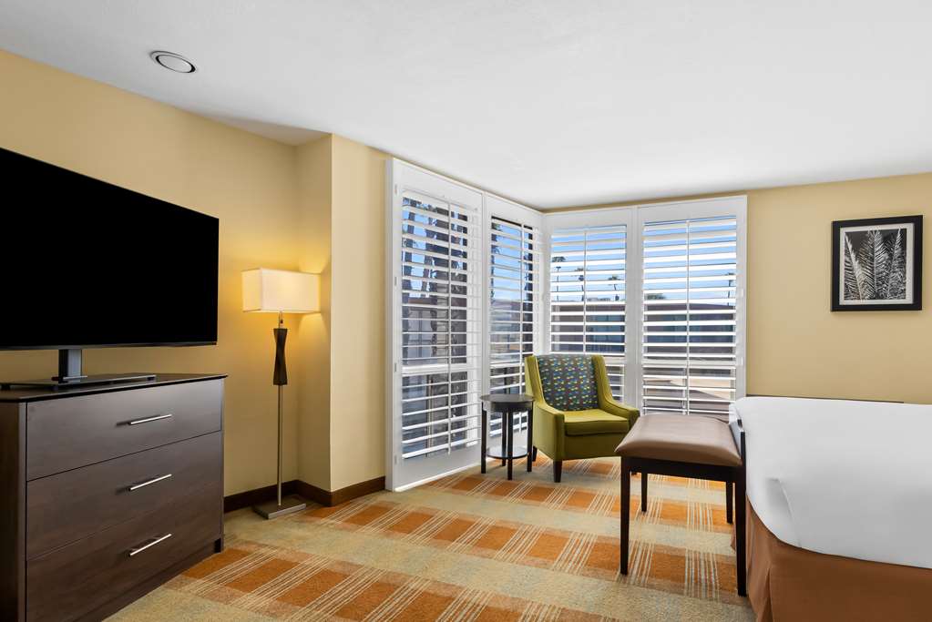 Best Western Date Tree Hotel - photo 35