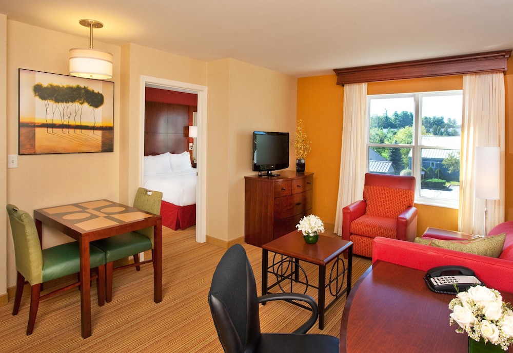 Residence Inn by Marriott Auburn - photo 16