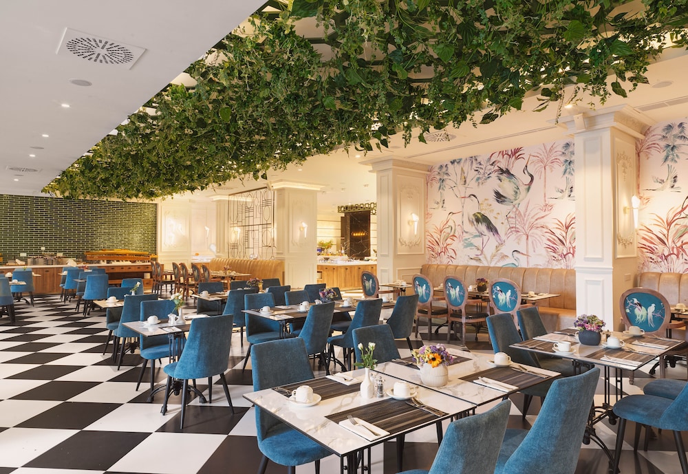 מזון ומשקאות