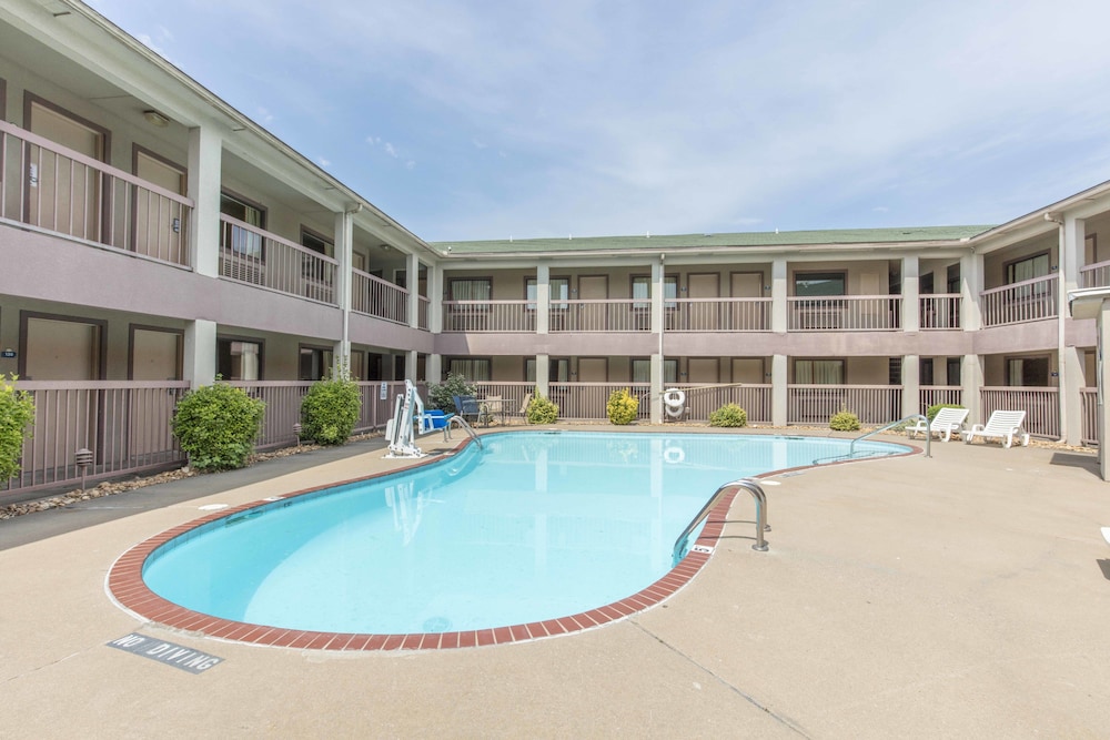 Motel 6 Little Rock AR Airport - photo 35