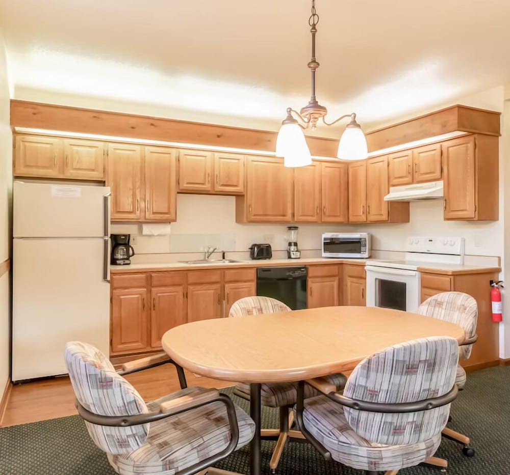 Wildwood Inn - photo 26