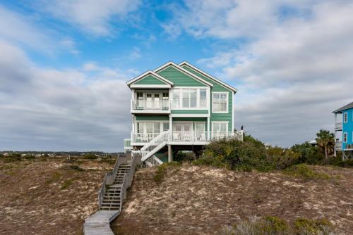 Emerald Breeze by Oak Island Accommodations - photo 38
