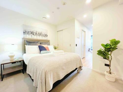 Cosy 1 bedroom with pool and sauna in city centre — 4-Star Luxury Hotel in Auckland, New Zealand